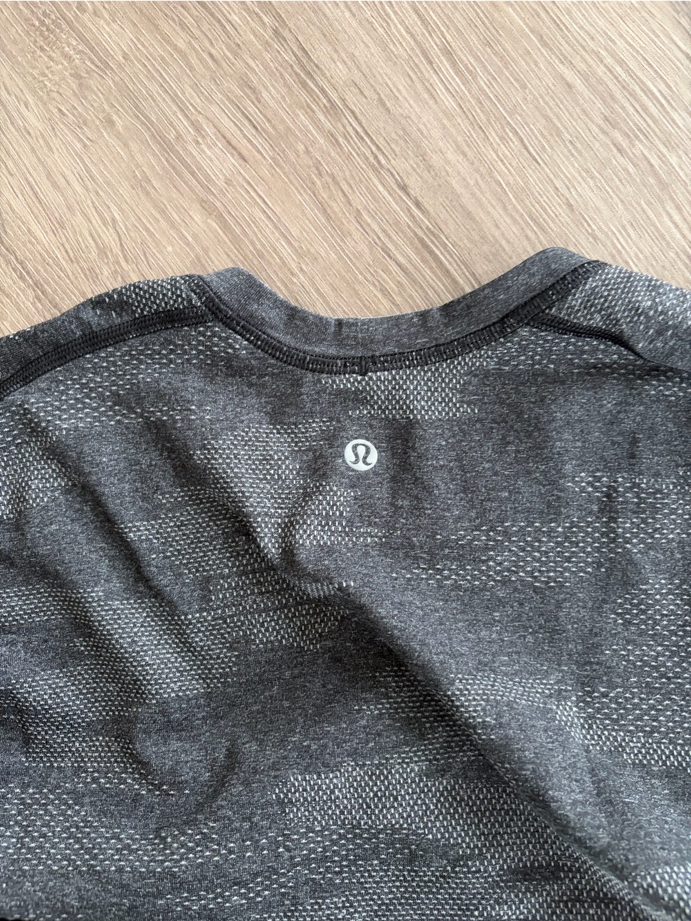 Men's Lululemon Grey Seamless Boxer Briefs - Comfortable Everyday Support - Picture 2 of 3